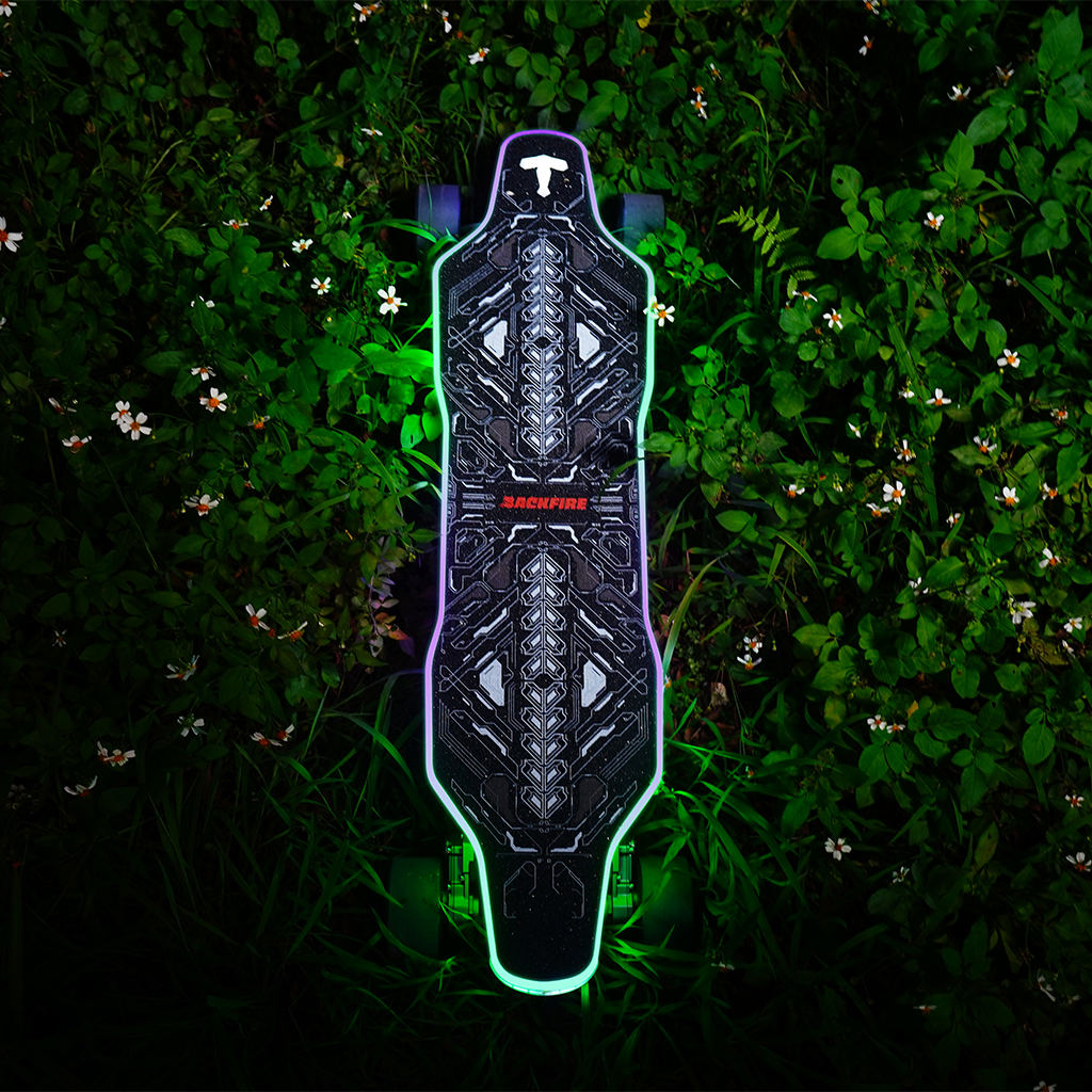 Backfire Zealot X2 Gear Drive Electric Skateboard with Major V3 Remote - Image 5