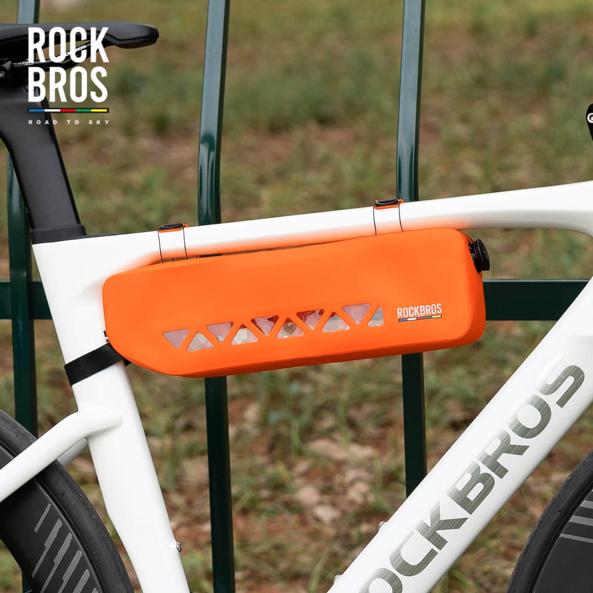 ROCKBROS 100% Waterproof Bike Frame Bag 1.7L Road-to-Sky - Image 5